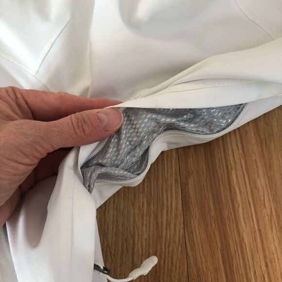 KJUS Desire Dermizax Premium Down PrimaLoft Recco White Ski Jacket - Picture 10 of 16